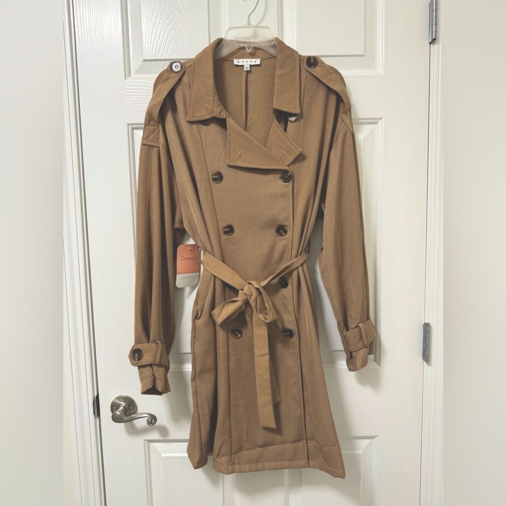 HYFVE brand new with tag trench coat with removable belt size large - Picture 6 of 12